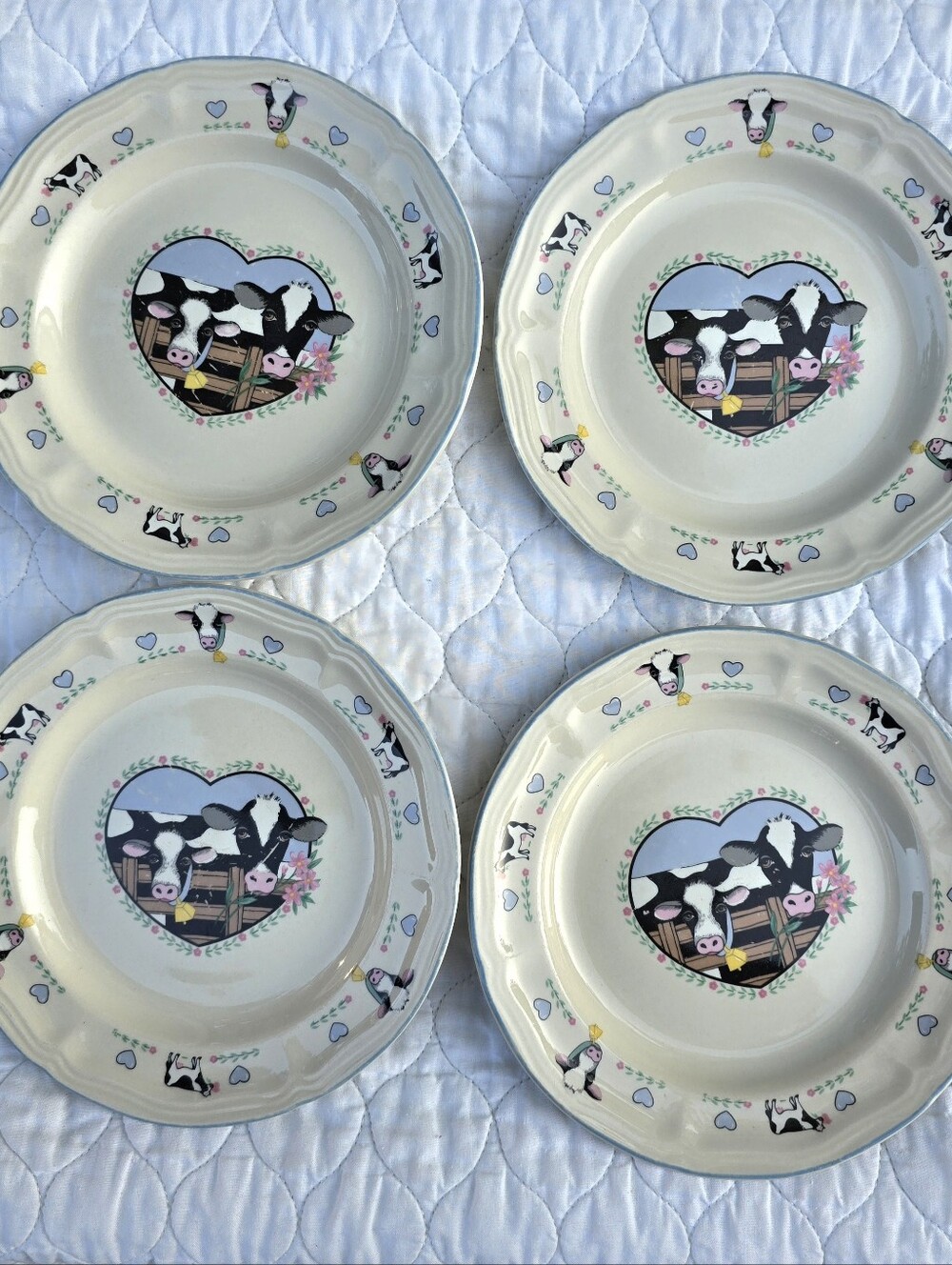 Set of (4) Tienshan Stoneware BUTTERCUP Salad Plates Cows and Blue Hearts 7 3/4"